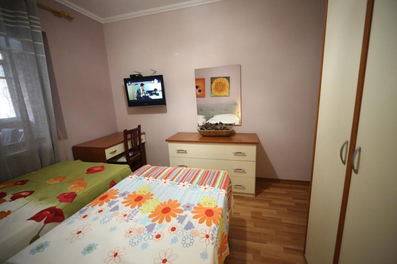 Eos Apartment Tirana Exterior photo